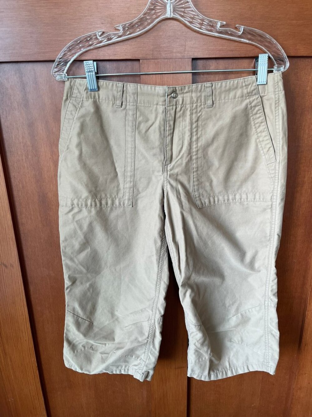 HORNY TOAD Women's Khaki Embroidered Capris Tan Pedal Pushers Gorpcore; Size 6